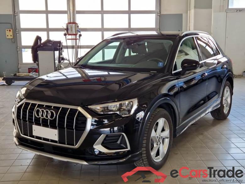 Audi 97 AUDI Q3 / 2018 / 5P / SUV 35 TDI S TRONIC BUSINESS ADVANCED #1