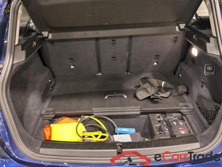 BMW 2 ACTIVE TOURER - 2018 225xeA Plug-In Hybrid OPF (EU6d-TEMP) #4