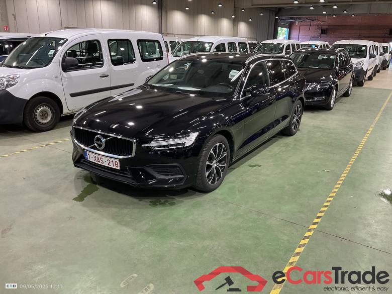 VOLVO V60 DIESEL - 2018 2.0 D3 Momentum Pro #2