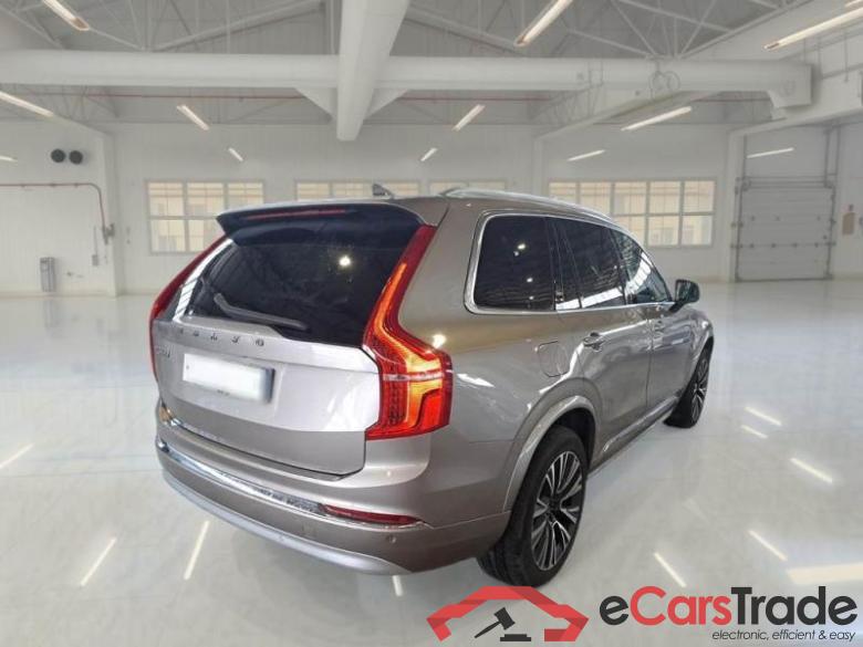 Volvo 113 VOLVO XC90 / 2014 / 5P / SUV B5 D AWD AUTOMATICO 7P INSCRIPTION #2