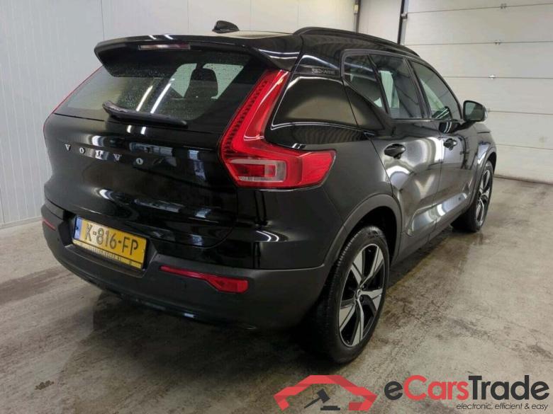 VOLVO XC40 Recharge P8 AWD RDes #2