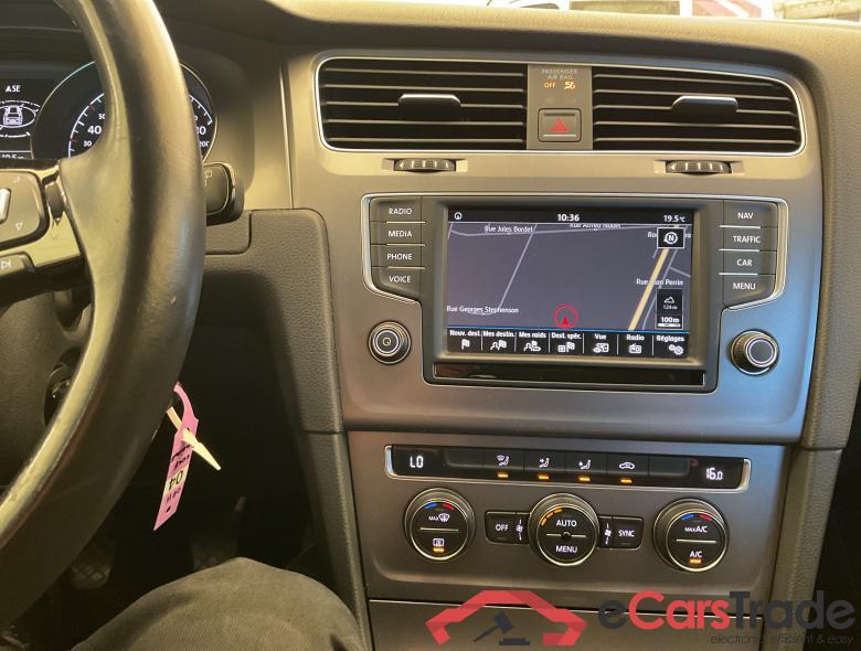 VOLKSWAGEN Golf Variant VII Golf Variant Trendline 1.6 TDI BlueMotion Technology 81 kW (110 ch) 5 vitesses manuel #5