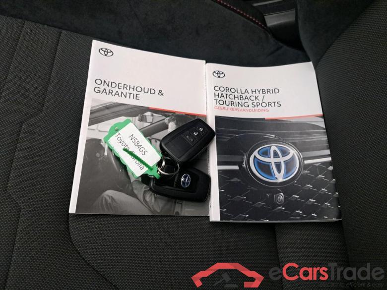 Toyota Corolla TS '19 Toyota Corolla Touring Sports 2.0 Hybrid Executive 5d #4
