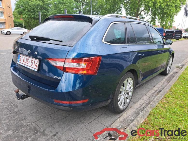 SKODA - SKO SUPERB COMBI CRTDI 122PK DSG7 Clever Plus Pack Style Premium II & Adaptive Cruise & 360 Camera & Towing Hook & Pano Roof #2