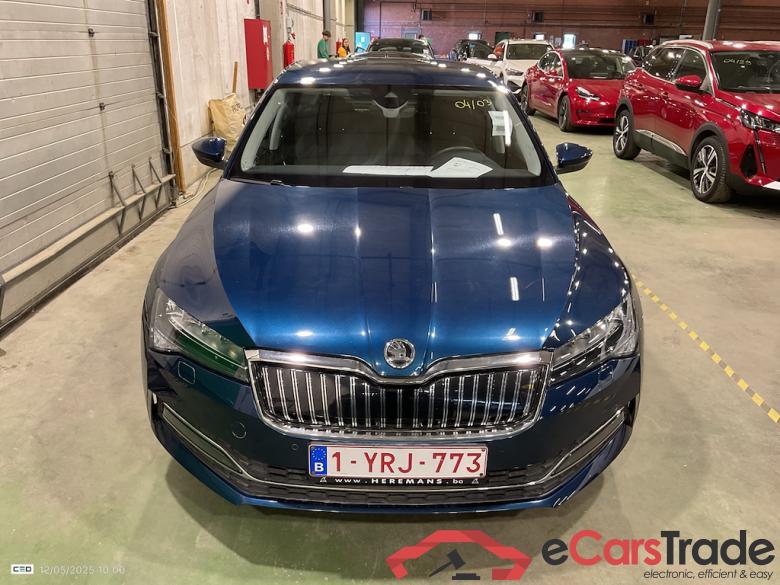 SKODA SUPERB - 2019 1.4 TSI PHEV Style DSG #1