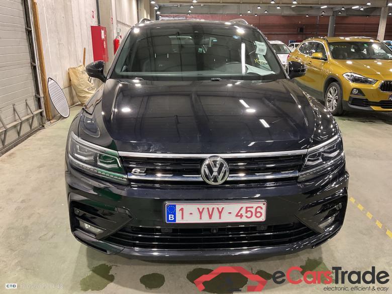 VOLKSWAGEN TIGUAN ALLSPACE DIESEL 2.0 TDi SCR Platinum DSG #1