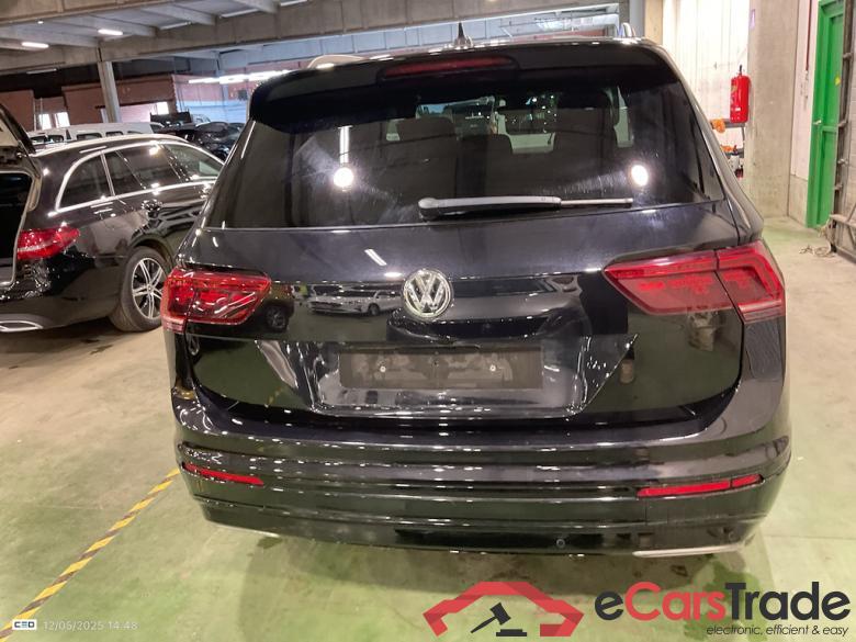 VOLKSWAGEN TIGUAN ALLSPACE DIESEL 2.0 TDi SCR Platinum DSG #5