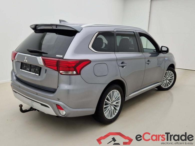 MITSUBISHI OUTLANDER 2.4 PHEV INSTYLE 4WD AUT #2