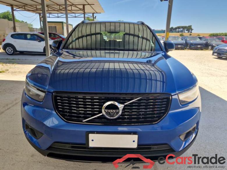 Volvo 223 VOLVO XC40 / 2017 / 5P / SUV T5 PLUG-IN HYBRID AUTO RECHARGE R-DESIGN #6
