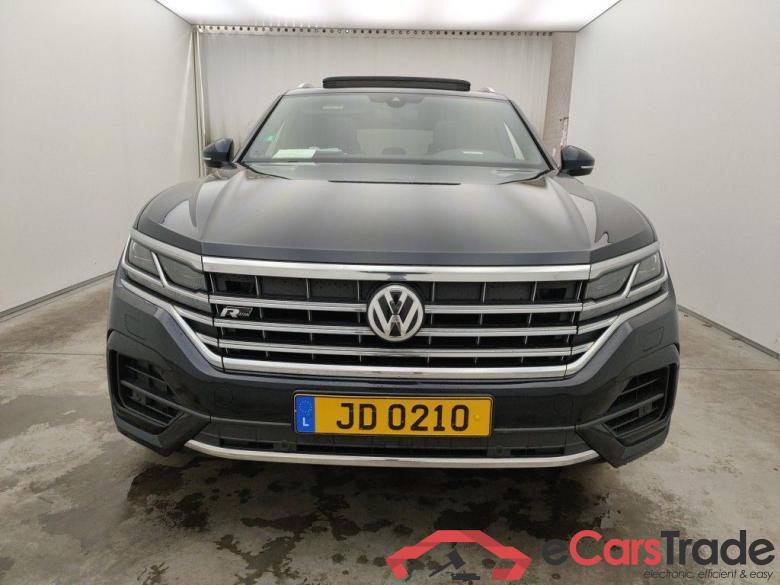 VOLKSWAGEN TOUAREG DIESEL - 2018 3.0 TDi 286 V6 4Motion 5d Automatic #1