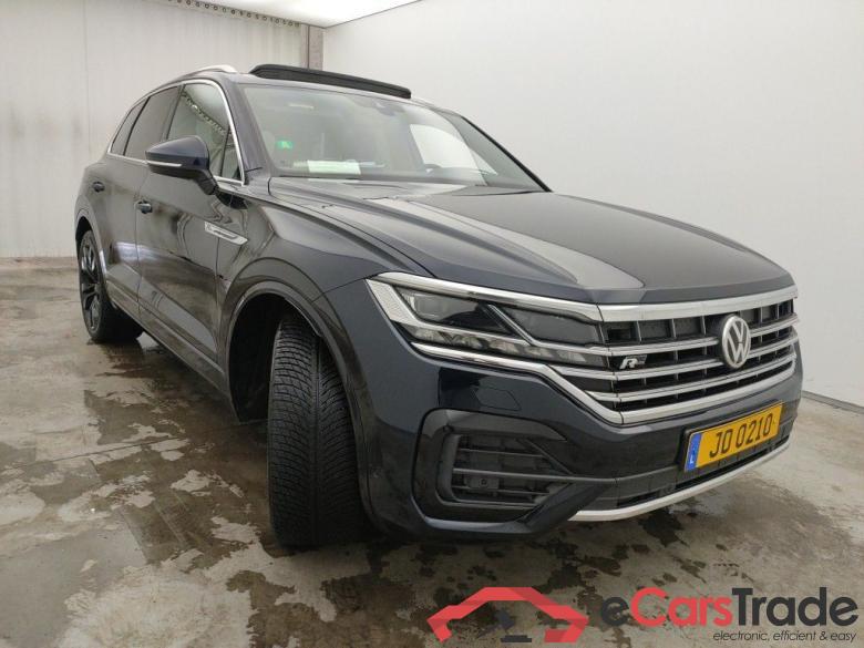 VOLKSWAGEN TOUAREG DIESEL - 2018 3.0 TDi 286 V6 4Motion 5d Automatic #2