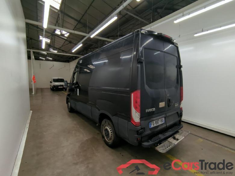 Iveco 2.3 35S16A8 V11 H2 3520 IVECO Daily VU 4p Fourgon 2.3 35S16A8 V11 H2 3520 #2