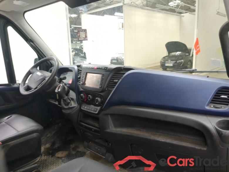 Iveco 2.3 35S16A8 V11 H2 3520 IVECO Daily VU 4p Fourgon 2.3 35S16A8 V11 H2 3520 #5