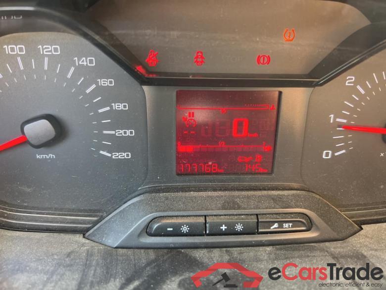 Peugeot Pro Standard 600kg BlueHDi 73kW PEUGEOT Partner / 2018 / 3P / furgón derivado de turismo Pro Standard 600kg BlueHDi 73kW #5