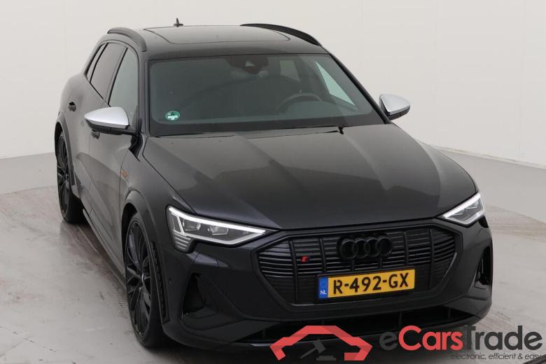 AUDI e-tron  #4