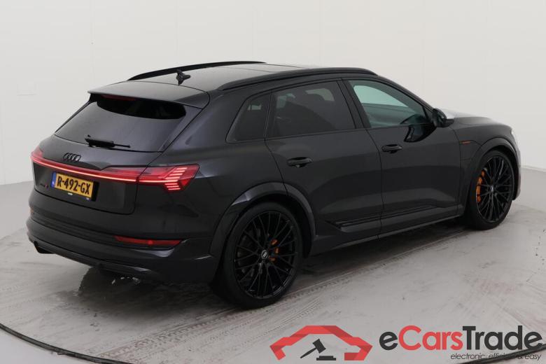 AUDI e-tron  #5