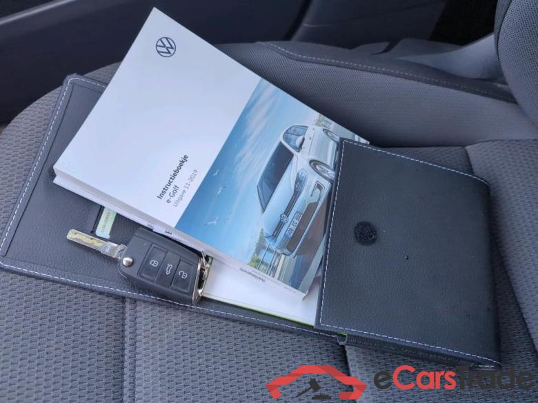 VOLKSWAGEN e-Golf  #6