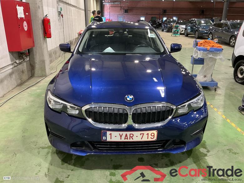 BMW 3 TOURING DIESEL - 2019 318 dA AdBlue #2
