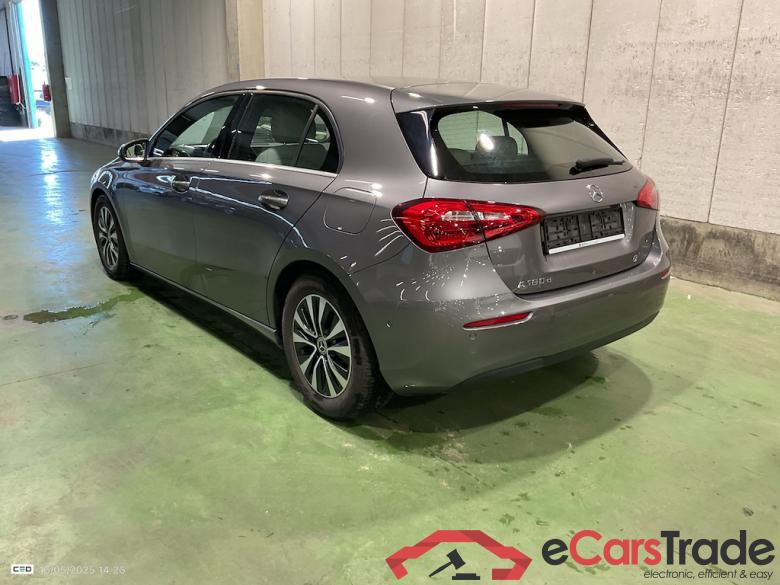 MERCEDES-BENZ A-Klasse A 180 d Business Solution #3