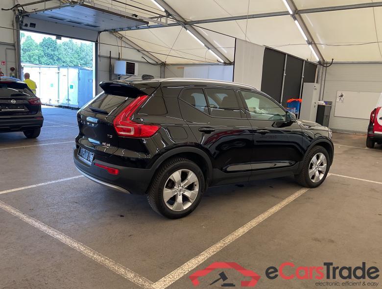 VOLVO XC40 1.5 T3 Momentum Pro Geartronic #2