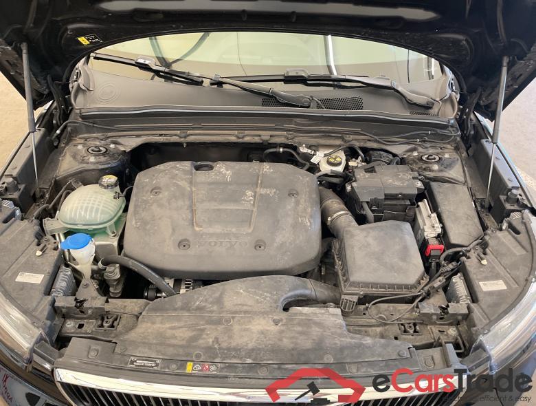 VOLVO XC40 1.5 T3 Momentum Pro Geartronic #5
