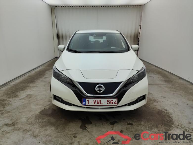 Nissan Leaf Acenta 40kWh 5d #1