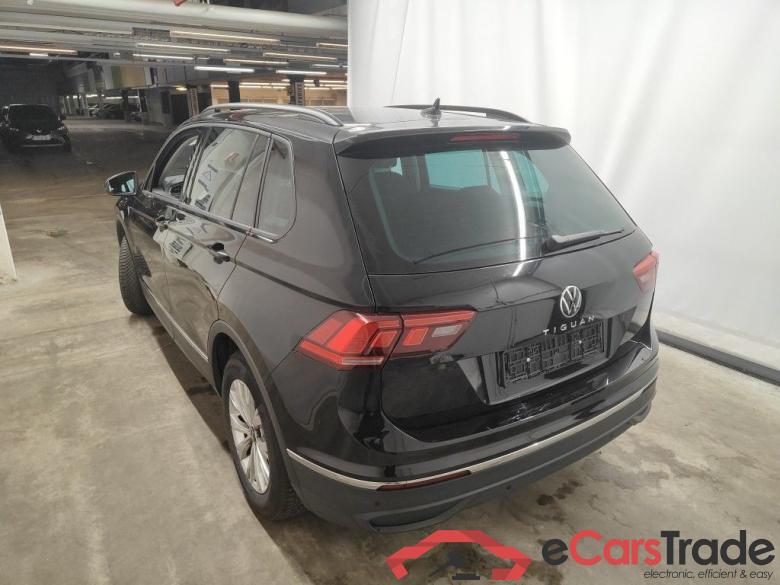 Volkswagen Tiguan 2.0 TDI 110kW DSG Life Business 5d #4
