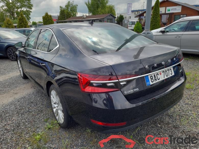 Skoda  Superb (3V3)(2015) Supe.FL2.0TDI 140 Style 4x4 AT #4