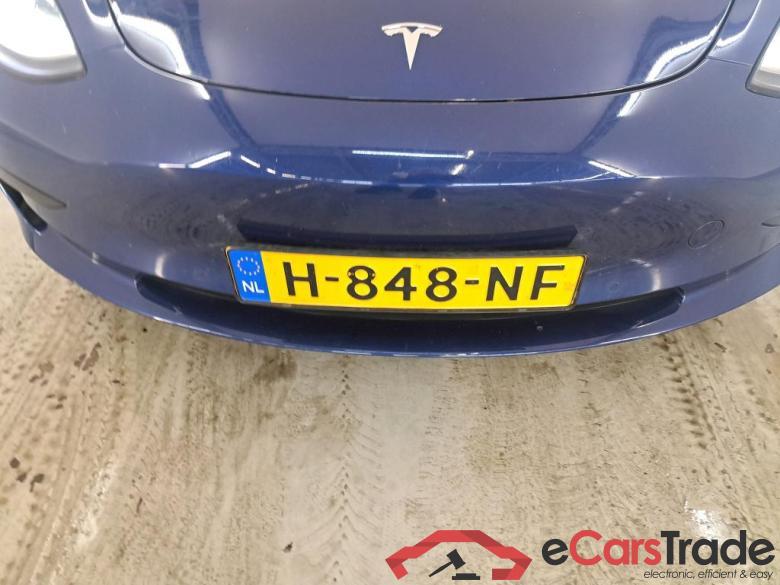 Tesla Model 3 '18 BEV Tesla Model 3 Standard Range Plus RWD 4d #5