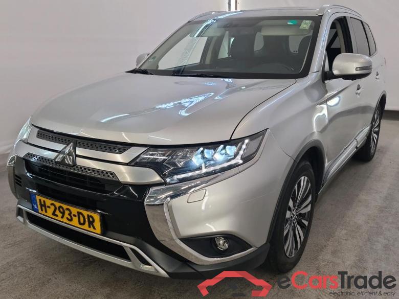 Mitsubishi Outlander '15 Mitsubishi Outlander 2.0 CVT ClearTec Limited 2WD 5d #1