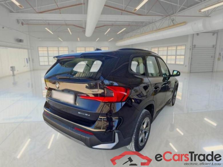 BMW 8 BMW X1 / 2022 / 5P / SUV SDRIVE 18D EDITION ESSENCE DCT #2