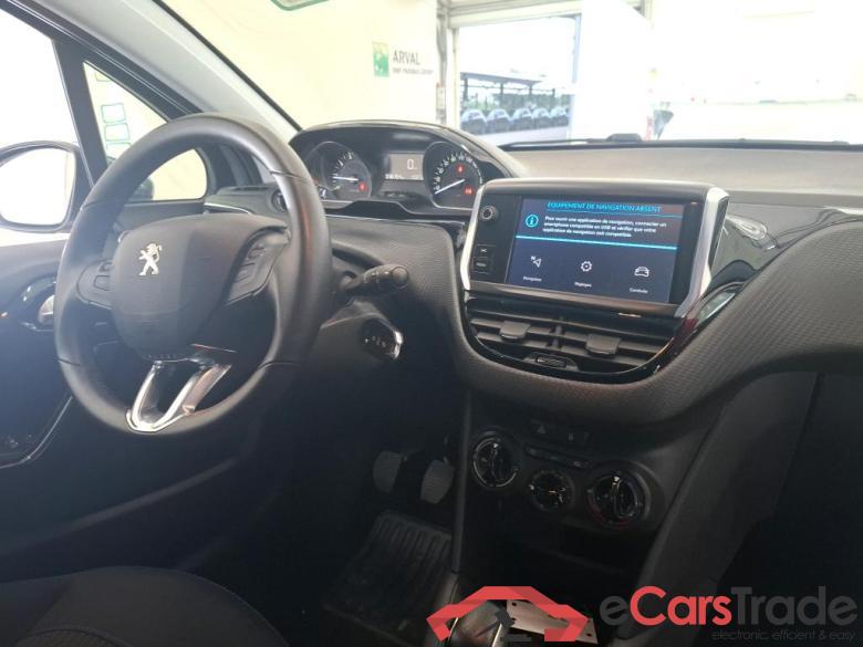 Peugeot Puretech 82 Signature(SP) 208 Signature 1.2 PureTech 80CV BVM5 E6dT #5