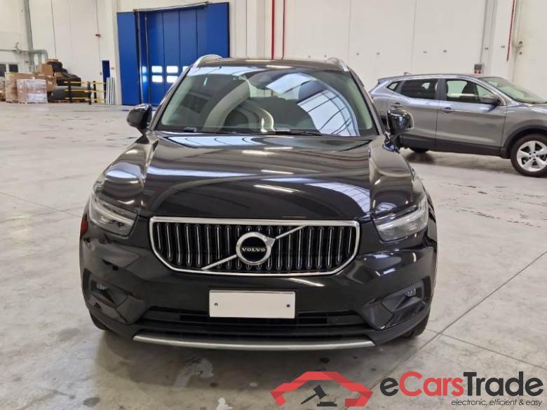 Volvo 235 VOLVO XC40 / 2017 / 5P / SUV T4 PLUG-IN HYBRID AUTO RECH INSCRIP EXPR #5