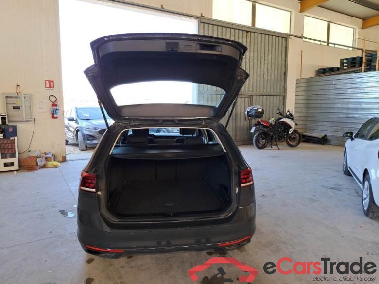 Volkswagen 7 VOLKSWAGEN PASSAT / 2019 / 5P / STATION WAGON VAR.1.6 TDI SCR 88KW BUSINESS BMT DSG #5