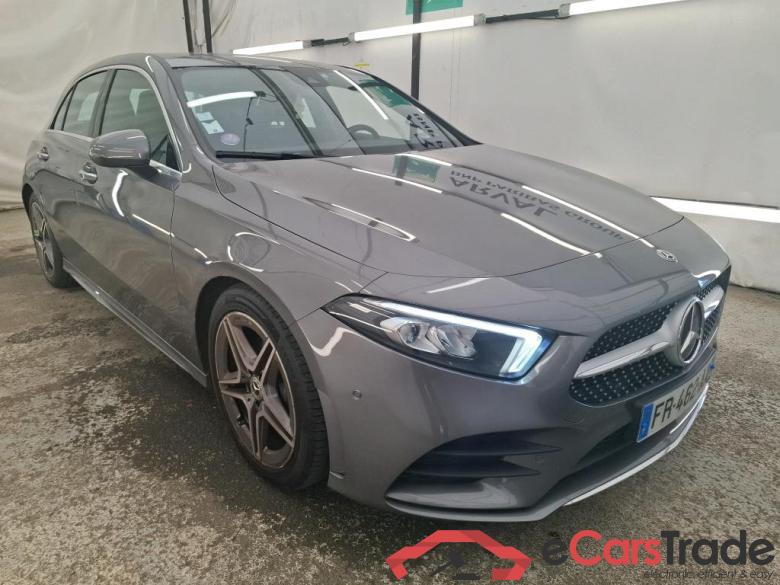 Mercedes A 200 AMG Line 7G-DCT MERCEDES-BENZ Classe A Compact / 2018 / 5P / Berline A 200 AMG Line 7G-DCT #4