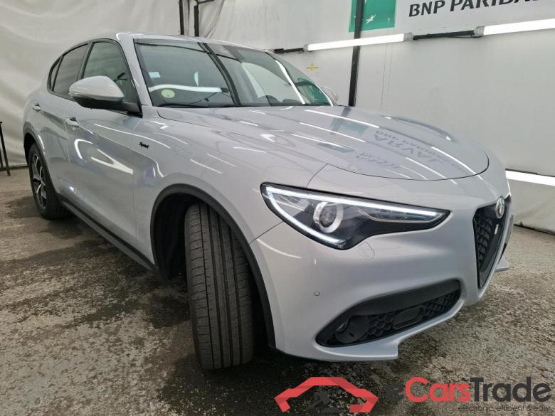 AlfaRomeo 2.2 Diesel 190ch AT8 Sprint ALFA ROMEO Stelvio / 2017 / 5P / SUV 2.2 Diesel 190ch AT8 Sprint #4