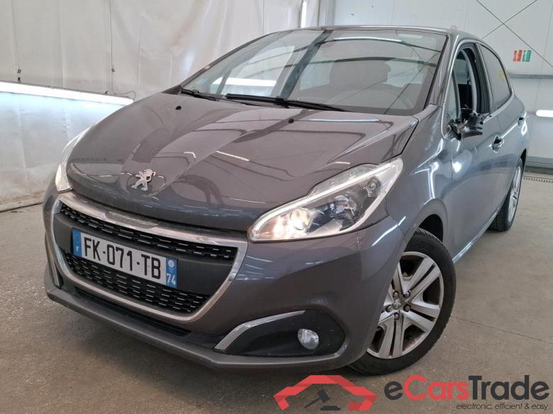 Peugeot  208 Allure Business 1.2 PureTech 110CV BVM6 E6dT #1