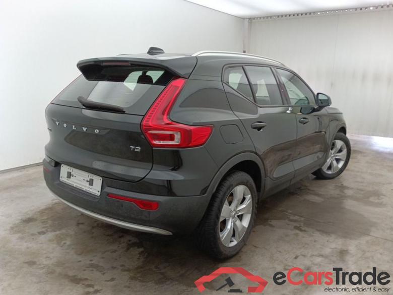 Volvo XC40 T2 Momentum Pro 5d #4