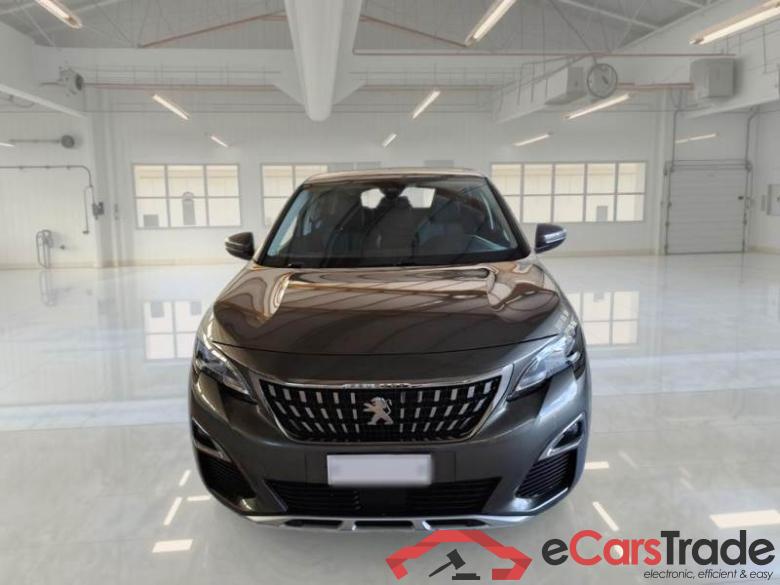 Peugeot 42 PEUGEOT 3008 / 2016 / 5P / SUV BLUEHDI 130 EAT8 SeS ALLURE #6
