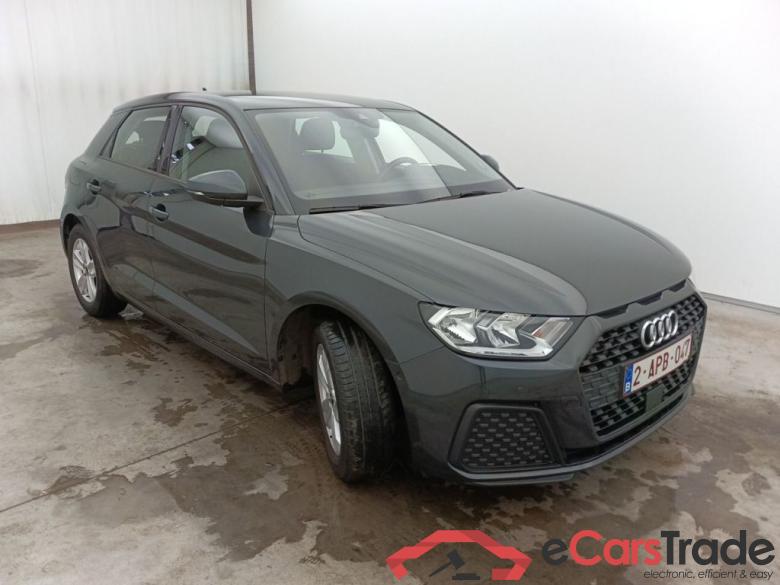 Audi A1 Sportback 1.0 25 TFSI 70kW S tronic Business Ed. 5d #3