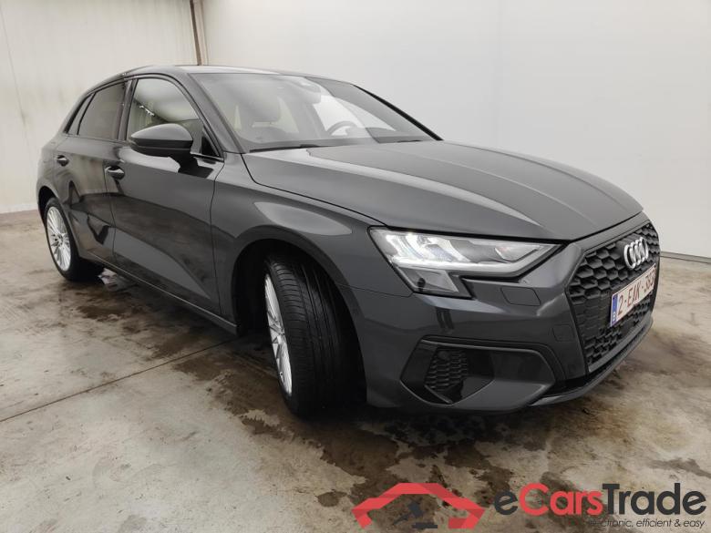 Audi A3 Sportback 2.0 35 TDi 110kW S tronic Advanced 5d #2