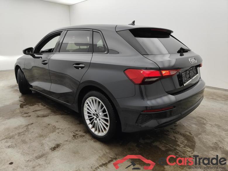 Audi A3 Sportback 2.0 35 TDi 110kW S tronic Advanced 5d #4