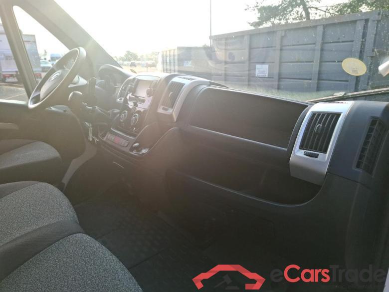 Fiat Maxi 35 XL H2 23 Mjet 140 Pack Pro Nav FIAT Ducato  2014  4P  Fourgon tôlé Maxi 35 XL H2 23 Mjet 140 Pack Pro Nav #5