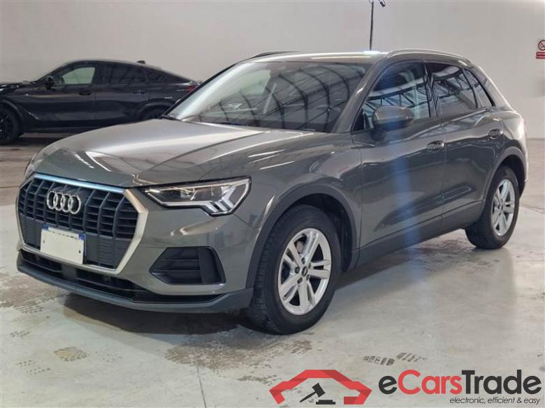 Audi 35TDISTRONIC AUDI Q3 / 2018 / 5P / SUV 35 TDI S TRONIC #1