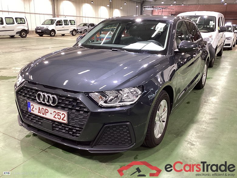 AUDI A1 1.0 30 TFSI #1
