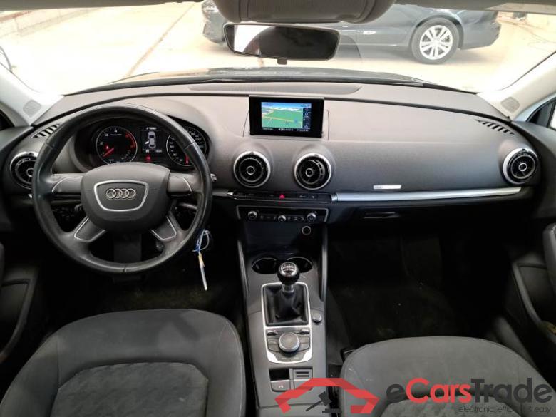 Audi 4 AUDI A3 2014 SEDAN 1.6 TDI ATTRACTION SEDAN #3