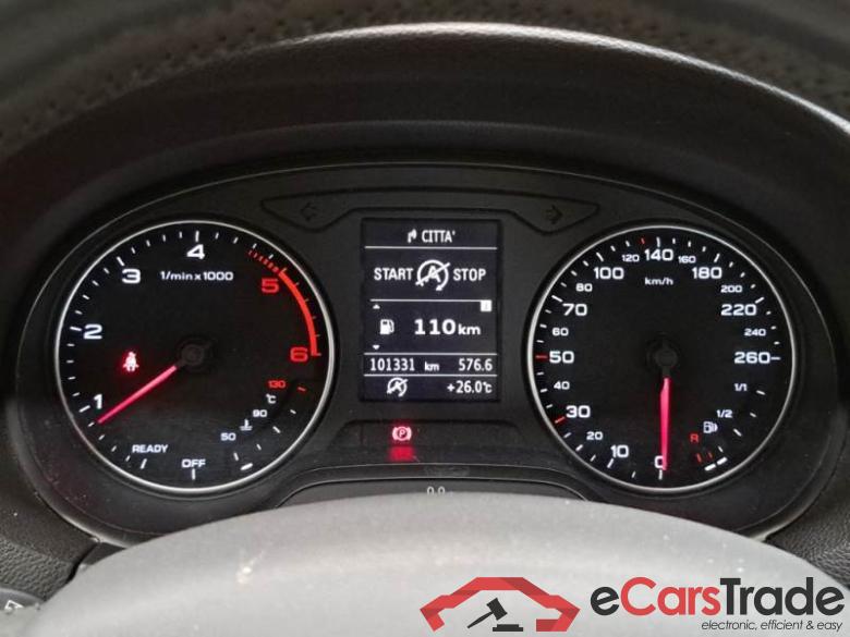 Audi 4 AUDI A3 2014 SEDAN 1.6 TDI ATTRACTION SEDAN #4