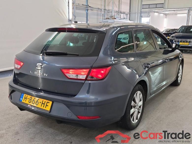 Seat Leon ST 12-19 SEAT Leon Sportstourer 1.0 TSI Style Ultimate Edition 5d #2