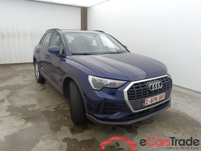 Audi Q3 35 TFSI 5d #2