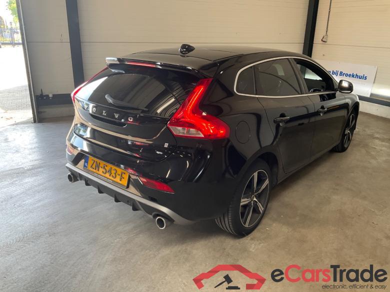 VOLVO V40 1.5 T3 Polar+ Sport #3